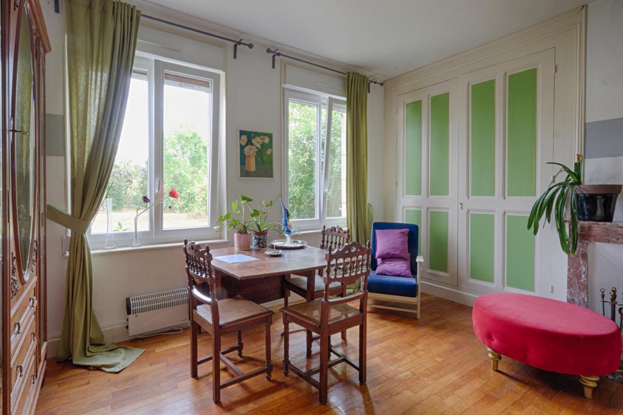 Chambre D'Hotes Fantesstique Berzieux Exteriör bild